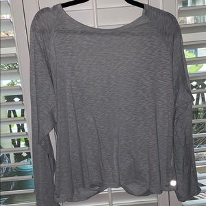 Fabletics long sleeve open twist back tee, nwot